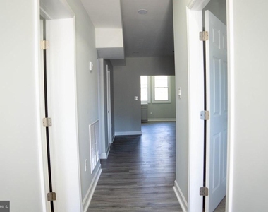 1009 Main Street - Photo Thumbnail 1