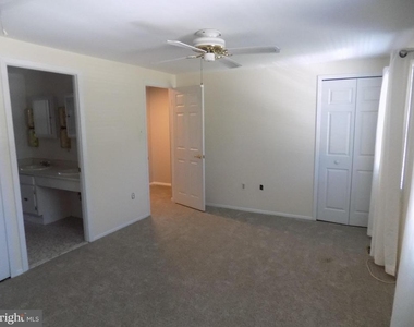 702 Towne Center Drive - Photo Thumbnail 32
