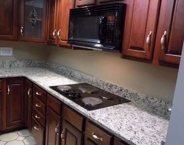 702 Towne Center Drive - Photo Thumbnail 12