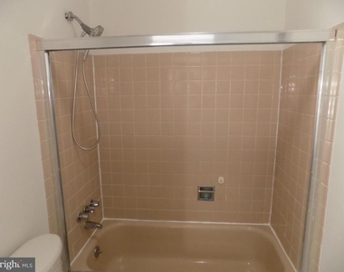 702 Towne Center Drive - Photo Thumbnail 38