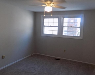 702 Towne Center Drive - Photo Thumbnail 40