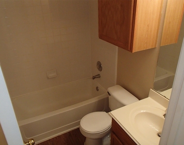 208 Juniper St - Photo Thumbnail 22