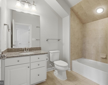 3589 Katherine Way - Photo Thumbnail 47