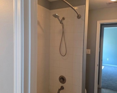 2873 Sweetbay Street - Photo Thumbnail 22
