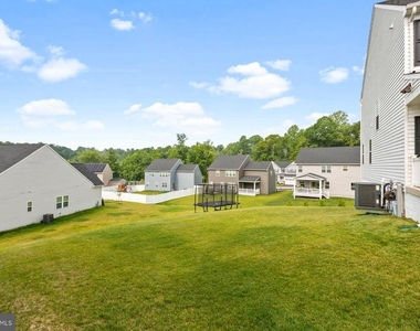 8378 Legacy Circle - Photo Thumbnail 41