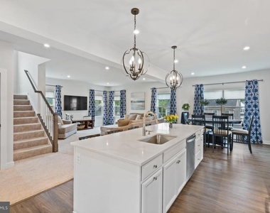 8378 Legacy Circle - Photo Thumbnail 15