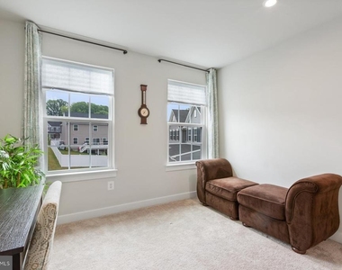 8378 Legacy Circle - Photo Thumbnail 27