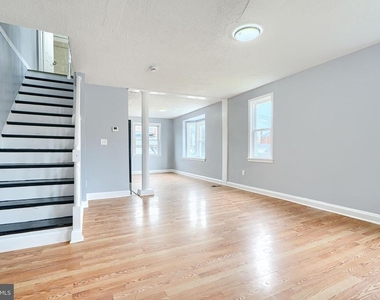 1902 Kelmore Road - Photo Thumbnail 1