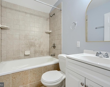 1902 Kelmore Road - Photo Thumbnail 14