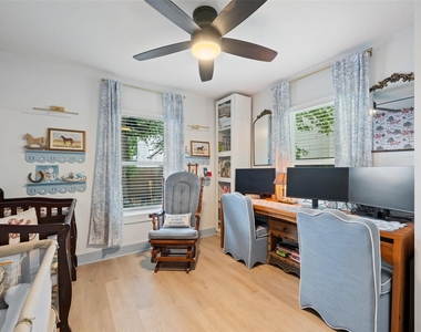 1103 Brass St - Photo Thumbnail 14