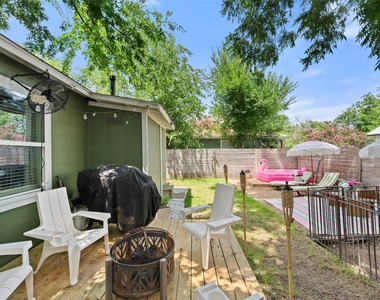 1103 Brass St - Photo Thumbnail 19