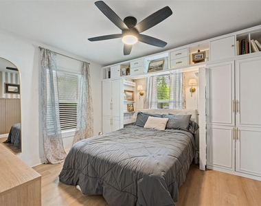 1103 Brass St - Photo Thumbnail 13