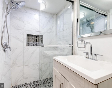 634 Wyeth Street - Photo Thumbnail 12