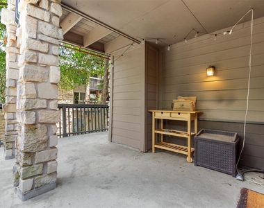 3627 Menchaca Rd - Photo Thumbnail 12