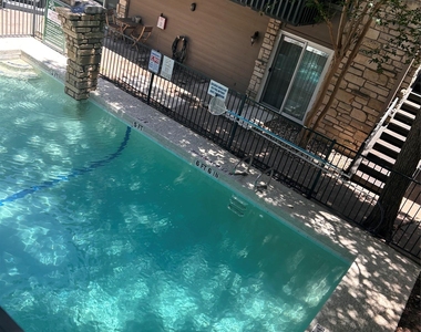 3627 Menchaca Rd - Photo Thumbnail 9