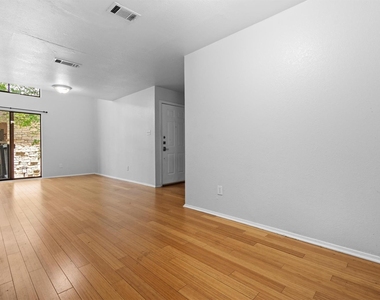 3627 Menchaca Rd - Photo Thumbnail 4