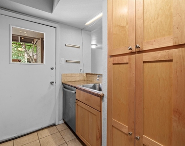 3627 Menchaca Rd - Photo Thumbnail 7