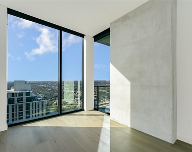610 Davis St - Photo Thumbnail 36