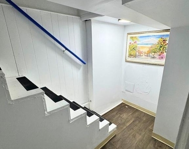 548 Radnor Avenue - Photo Thumbnail 43