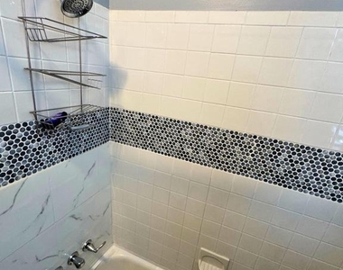 548 Radnor Avenue - Photo Thumbnail 29