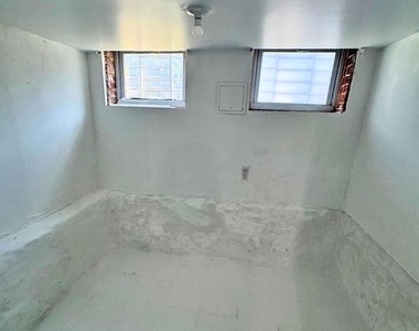 548 Radnor Avenue - Photo Thumbnail 32