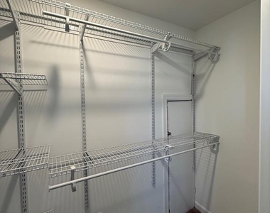 4007 Bateman Avenue - Photo Thumbnail 10