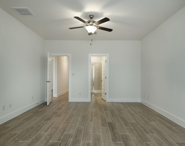 436 Parkline Dr - Photo Thumbnail 6