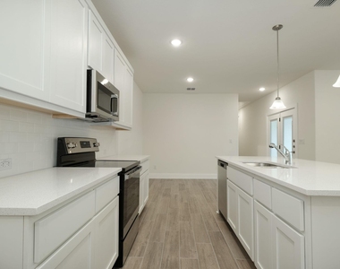 436 Parkline Dr - Photo Thumbnail 3
