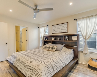 5516 Rayburn Ln - Photo Thumbnail 7