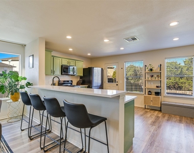 5516 Rayburn Ln - Photo Thumbnail 4