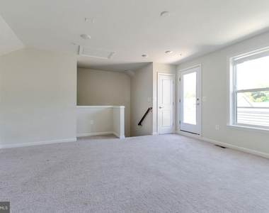 3336 Cormorant Drive - Photo Thumbnail 4