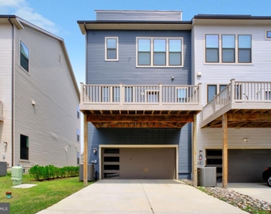 3336 Cormorant Drive - Photo Thumbnail 13