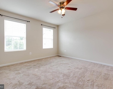 1022 Linden Drive - Photo Thumbnail 21