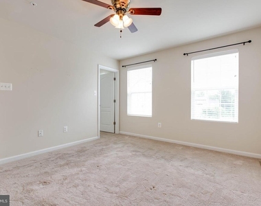 1022 Linden Drive - Photo Thumbnail 22