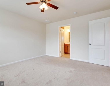 1022 Linden Drive - Photo Thumbnail 24