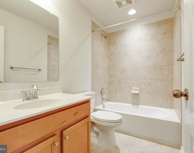 1022 Linden Drive - Photo Thumbnail 31