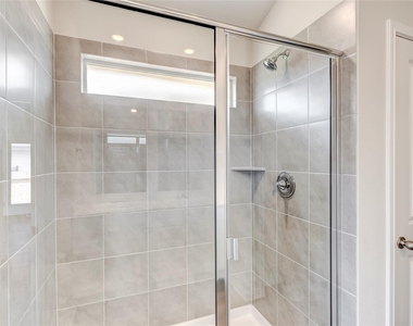 4905 Hazelnut Ln - Photo Thumbnail 21
