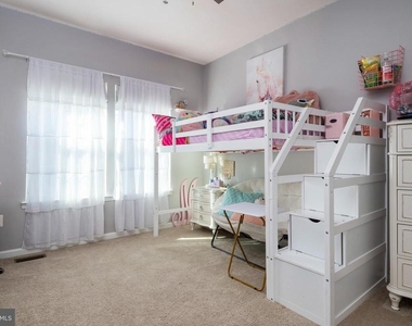 364 Chessington Drive - Photo Thumbnail 34