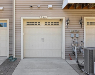 364 Chessington Drive - Photo Thumbnail 36