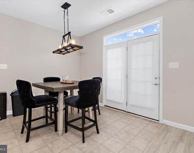 364 Chessington Drive - Photo Thumbnail 18