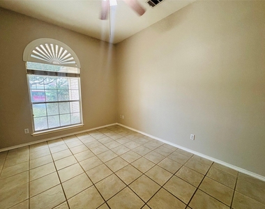 14629 Staked Plains Loop - Photo Thumbnail 5