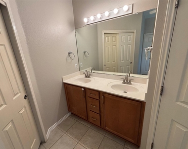 14629 Staked Plains Loop - Photo Thumbnail 11