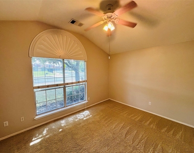 14629 Staked Plains Loop - Photo Thumbnail 12