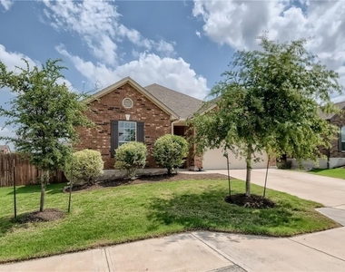 303 White River Dr - Photo Thumbnail 2