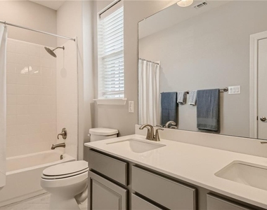 303 White River Dr - Photo Thumbnail 20