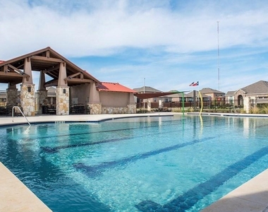 303 White River Dr - Photo Thumbnail 26