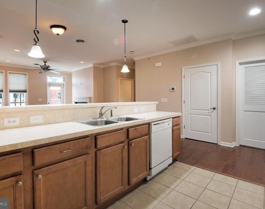 12001 Old Vine Boulevard - Photo Thumbnail 7