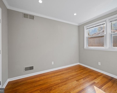 1216 Haines Avenue - Photo Thumbnail 16