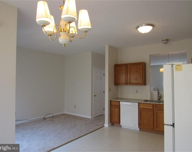 421 Woodstock Lane - Photo Thumbnail 6