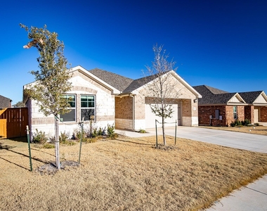 1601 Longhorn Ranch Dr - Photo Thumbnail 1